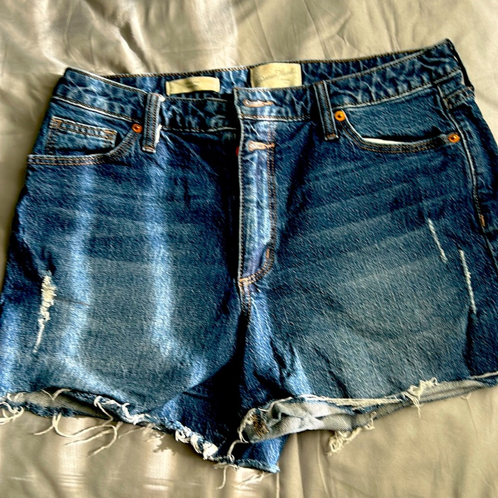 Universal Threads - Vintage Midi Shorts - size 10